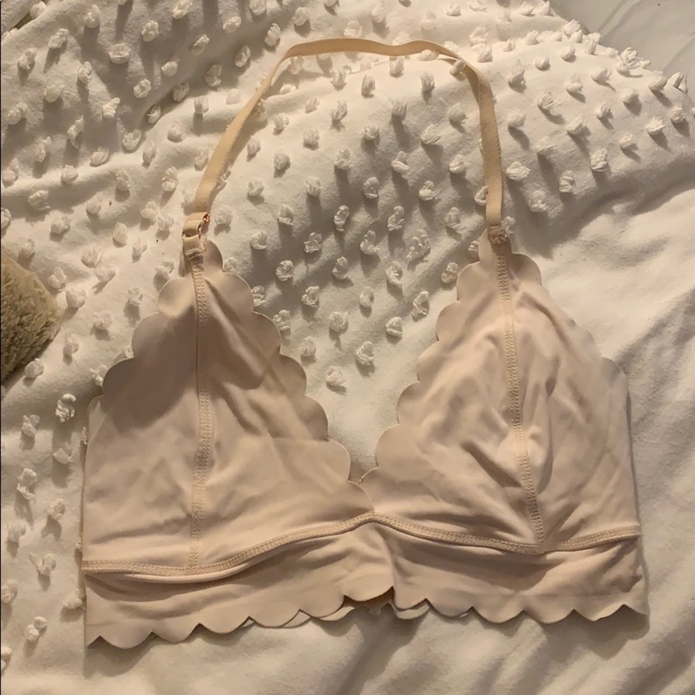 RARE urban outffiters bralette LIGHT PINK